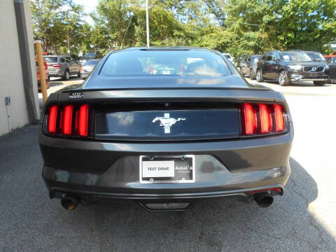 2016 Ford Mustang V6