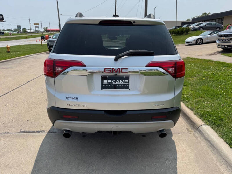 2017 GMC Acadia SLT-1