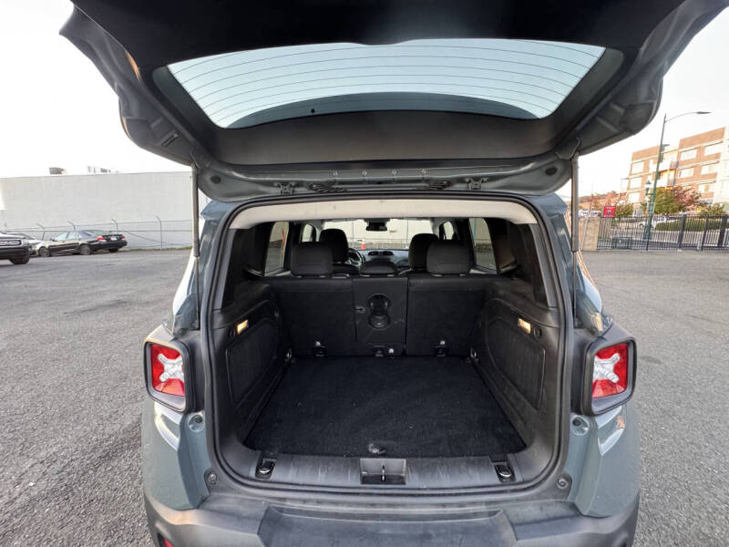 2015 Jeep Renegade Trailhawk