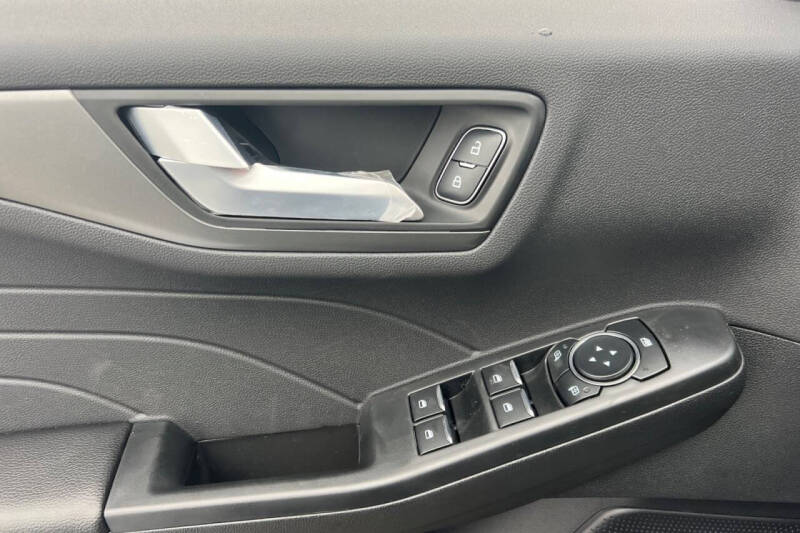 2025 Ford Escape Plug-In Hybrid PHEV