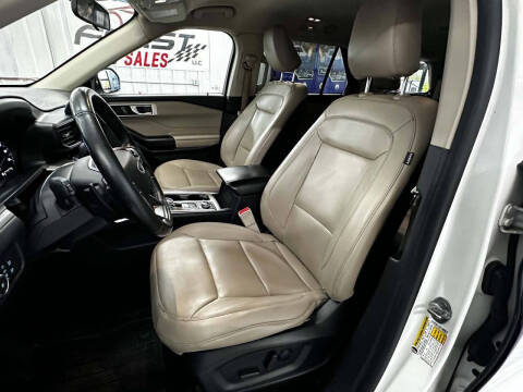 2020 Ford Explorer XLT