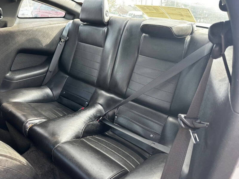 2013 Ford Mustang V6