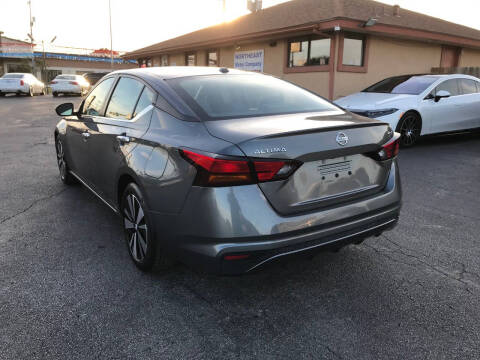 2021 Nissan Altima 2.5 SV