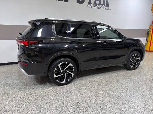 2022 Mitsubishi Outlander SEL