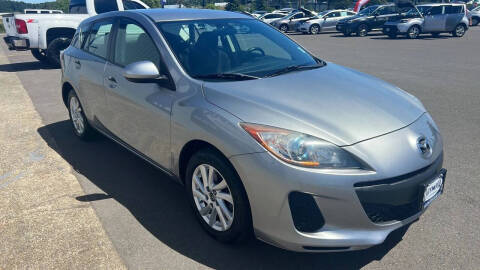 2013 Mazda MAZDA3 i Touring