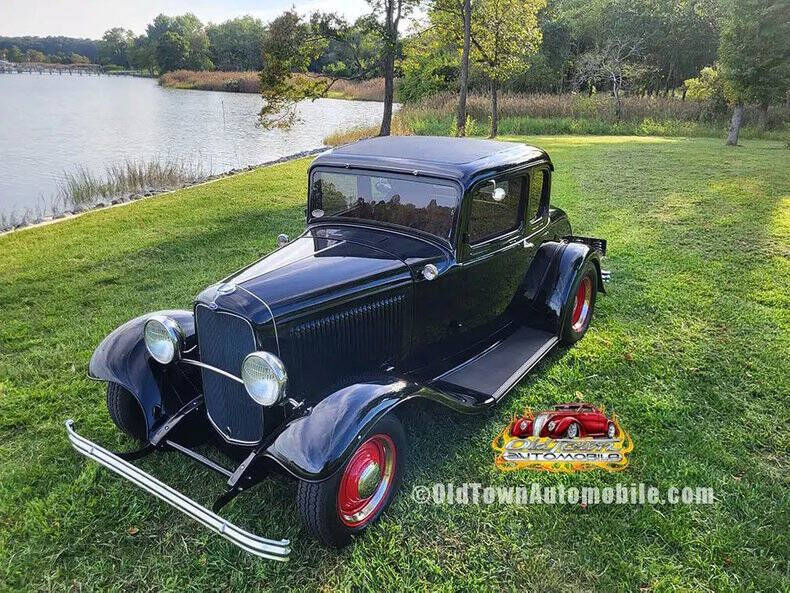 1932 Ford 5-Window
