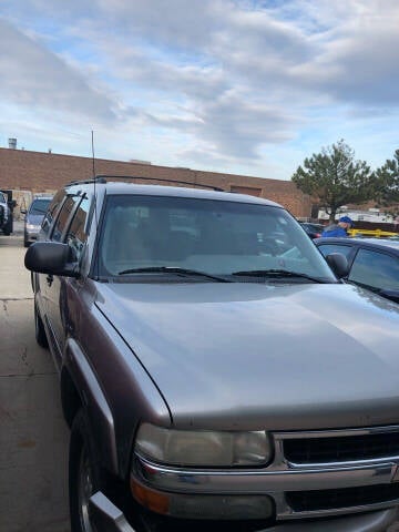 2000 Chevrolet Suburban for sale at Cargo Vans of Chicago LLC in Bradley IL