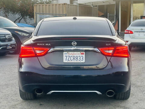 2017 Nissan Maxima 3.5 SR