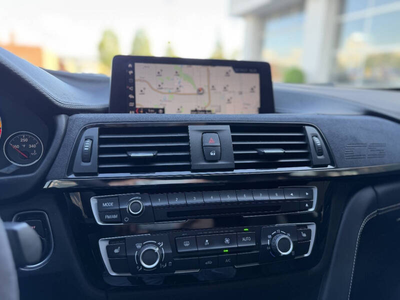 2019 BMW M4 CS