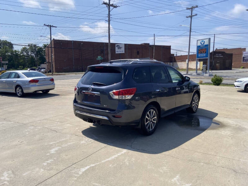 2014 Nissan Pathfinder SV