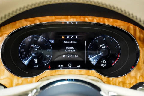 2023 Bentley Bentayga Azure V8