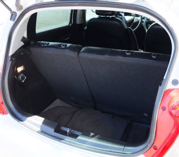 2016 Chevrolet Spark 2LT CVT