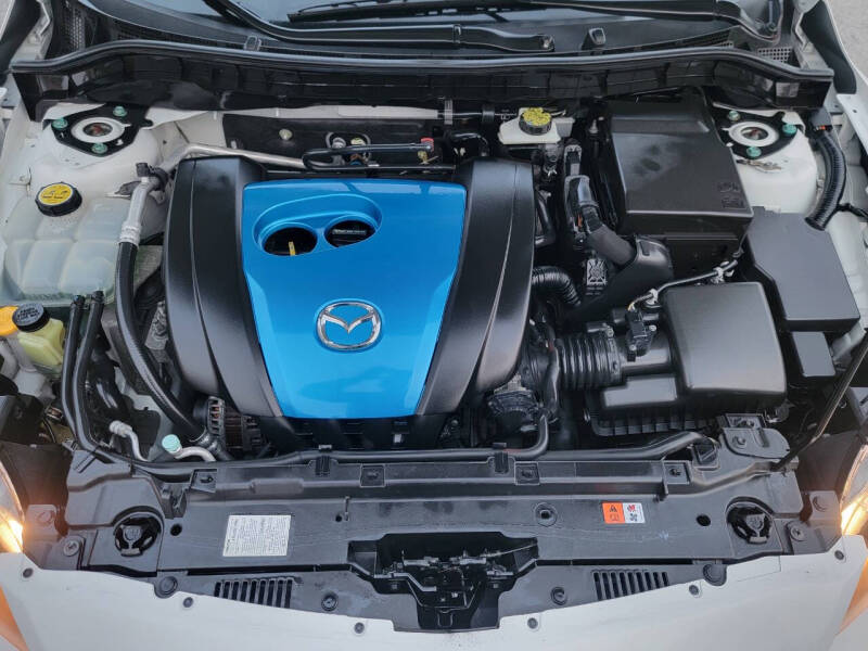 2013 Mazda MAZDA3 i Touring