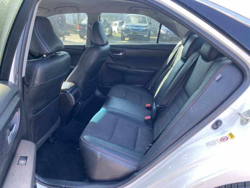 2017 Toyota Camry LE