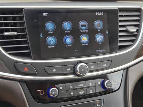 2017 Buick LaCrosse Essence
