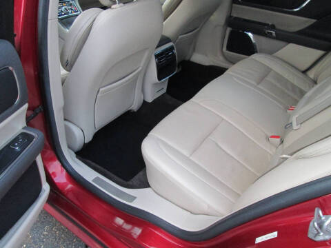 2017 Lincoln Continental Select