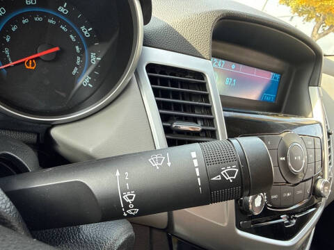 2012 Chevrolet Cruze LS