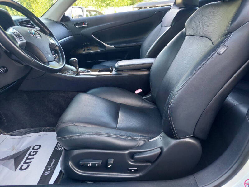 2011 Lexus IS 250C