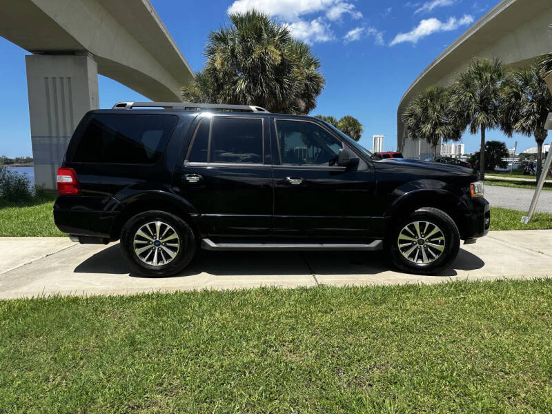 2017 Ford Expedition XLT