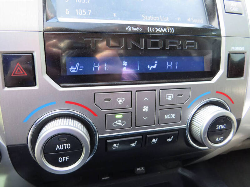 2017 Toyota Tundra Platinum