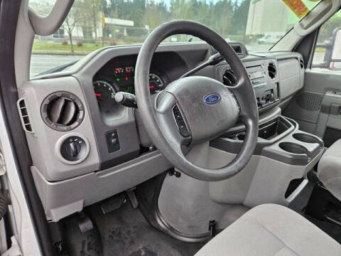 2011 Ford E-150