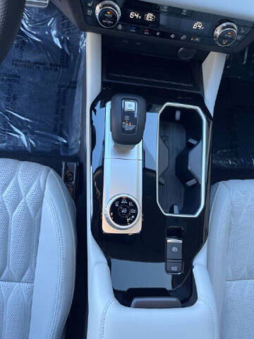 2025 Mitsubishi Outlander SEL