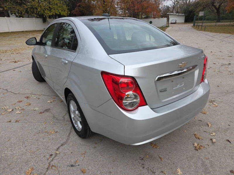 2016 Chevrolet Sonic LT Auto