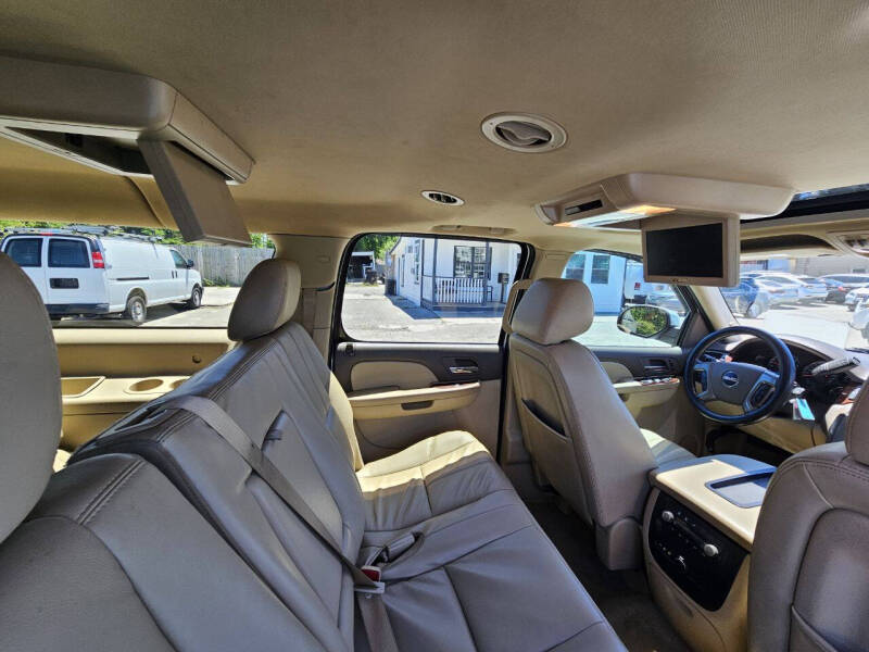 2014 GMC Yukon XL SLT