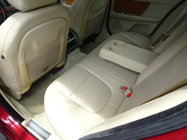 2009 Jaguar XF Luxury