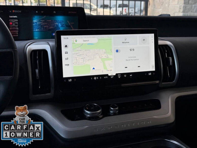 2025 Ford Expedition MAX Active