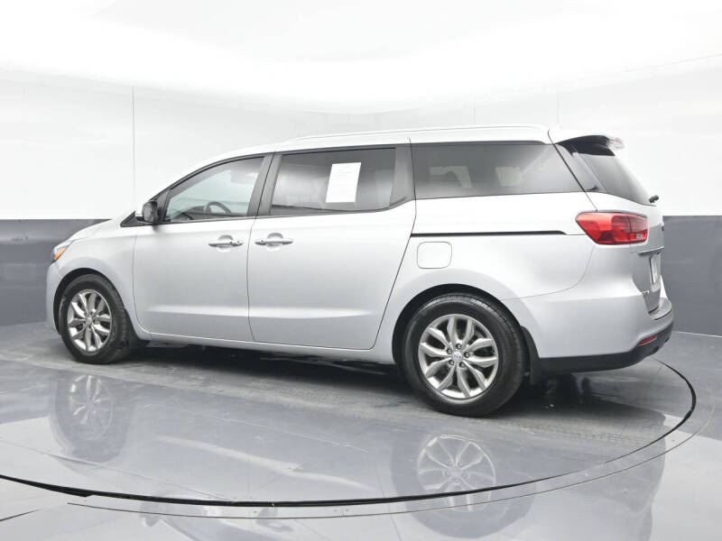 2019 Kia Sedona LX