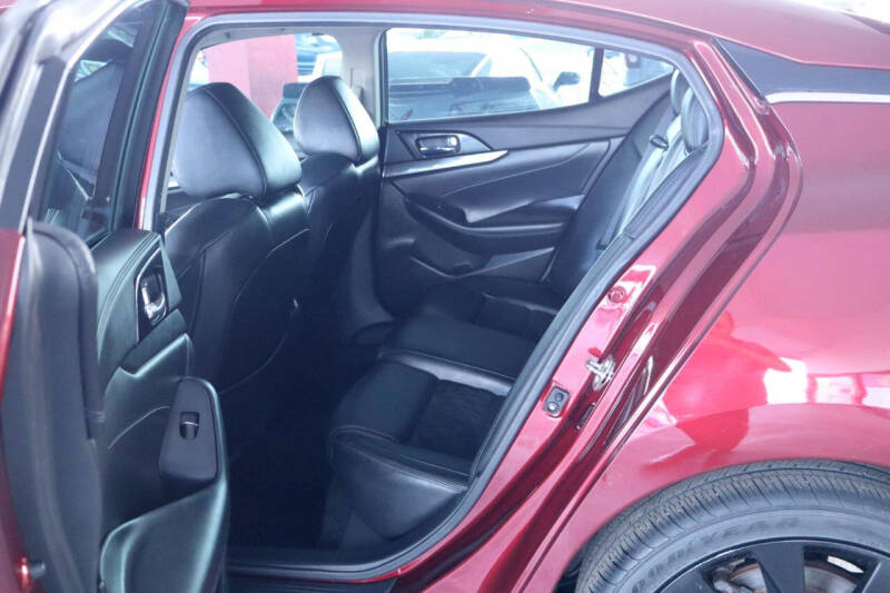 2017 Nissan Maxima