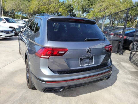 2023 Volkswagen Tiguan SE R-Line Black