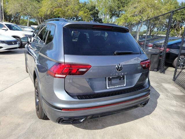 2023 Volkswagen Tiguan SE R-Line Black