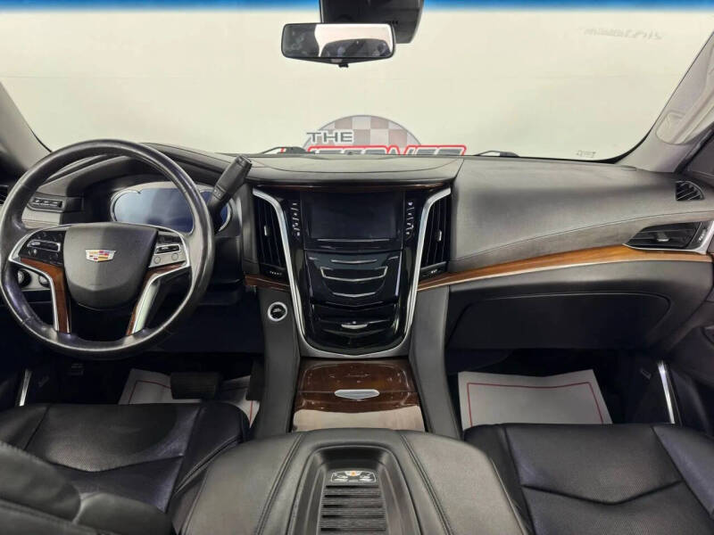 2019 Cadillac Escalade ESV Luxury