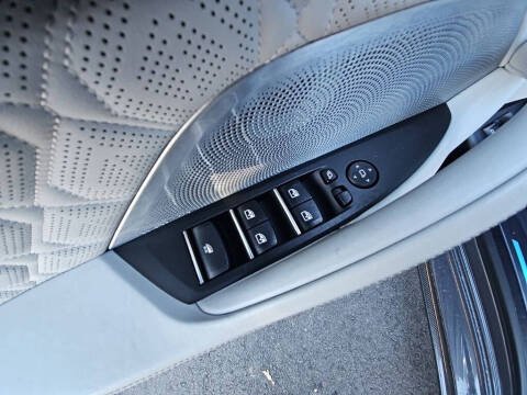 2022 BMW M8 Competition