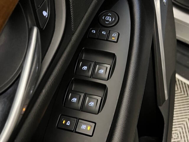 2020 Cadillac Escalade Standard