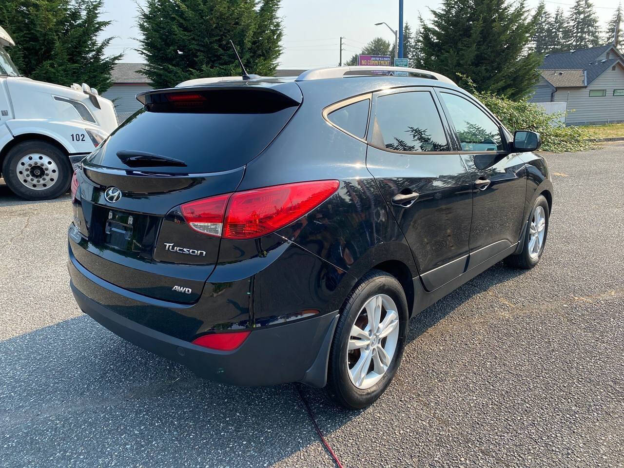 2011 Hyundai TUCSON for sale at OXY AUTO in Marysville, WA