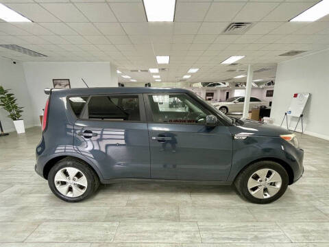 2015 Kia Soul +