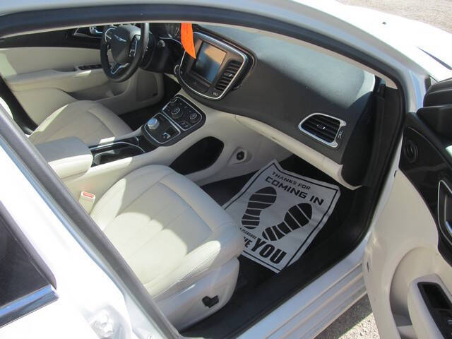 2015 Chrysler 200 C