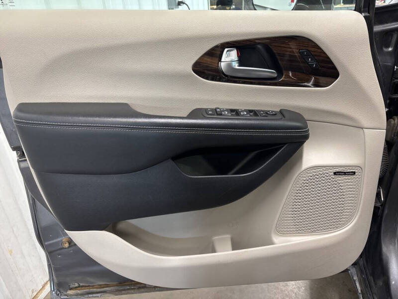 2022 Chrysler Pacifica Limited