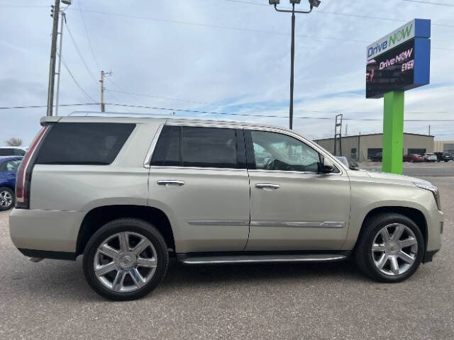 2015 Cadillac Escalade Luxury