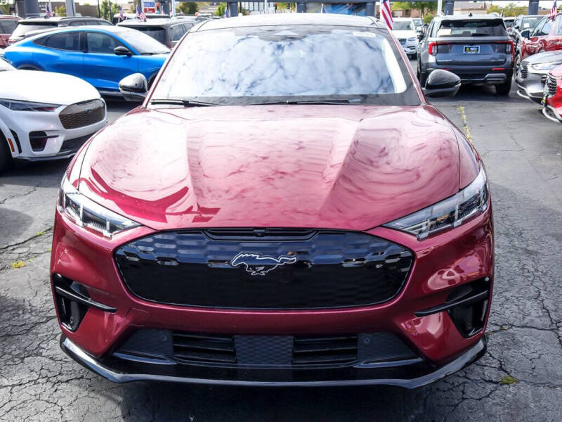 2025 Ford Mustang Mach-E Premium