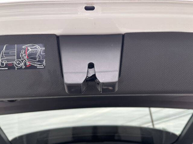 2024 Volvo XC90 Recharge T8 Ultimate Bright Theme 7P