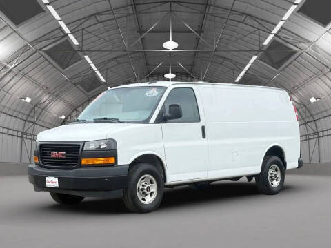 2022 GMC Savana 2500