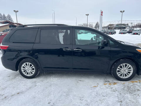 2016 Toyota Sienna