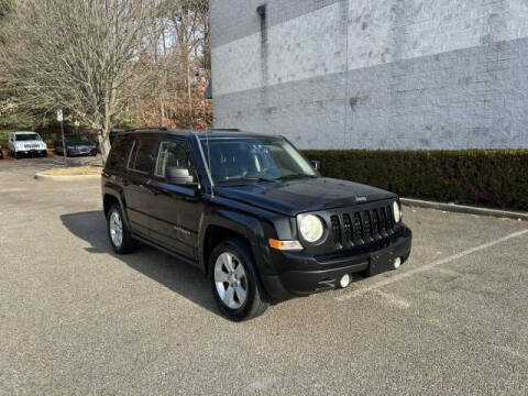 2011 Jeep Patriot for sale at Select Auto in Smithtown NY