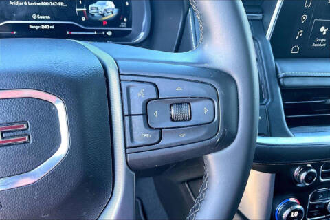 2023 GMC Yukon SLT