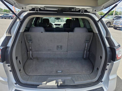 2017 Chevrolet Traverse LS