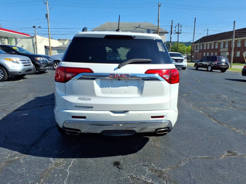 2018 GMC Acadia Denali